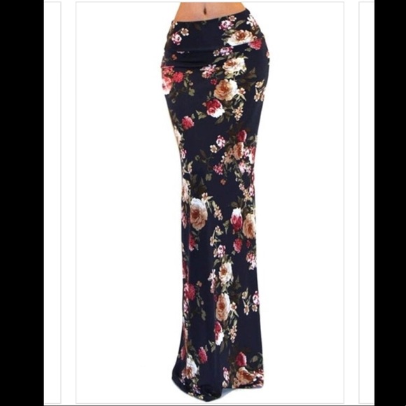 Floral Maxi Skirt - Picture 2 of 5